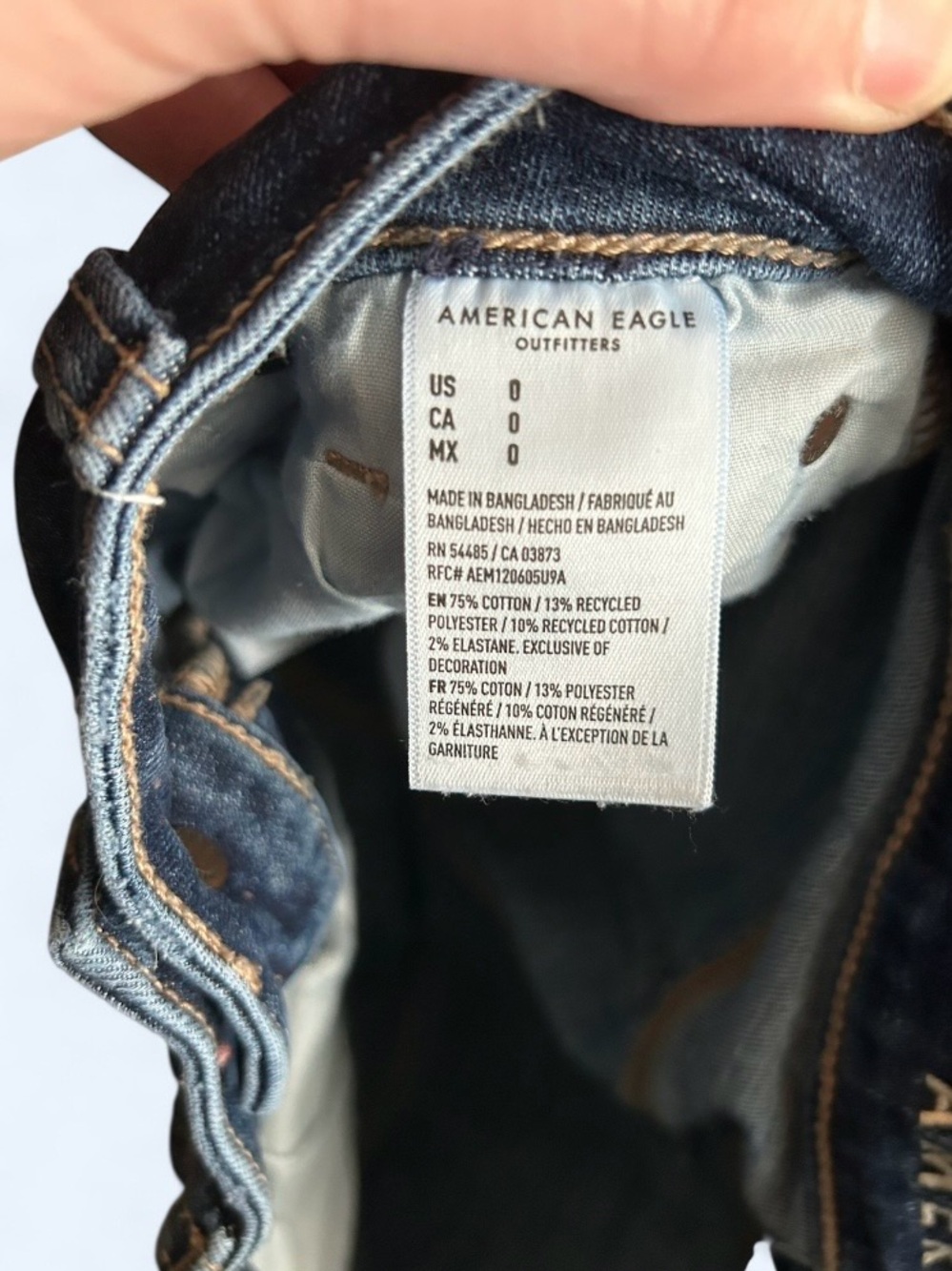 American Eagle Custom Painted Denim Shorts - Size 0 - Picture 4 of 4